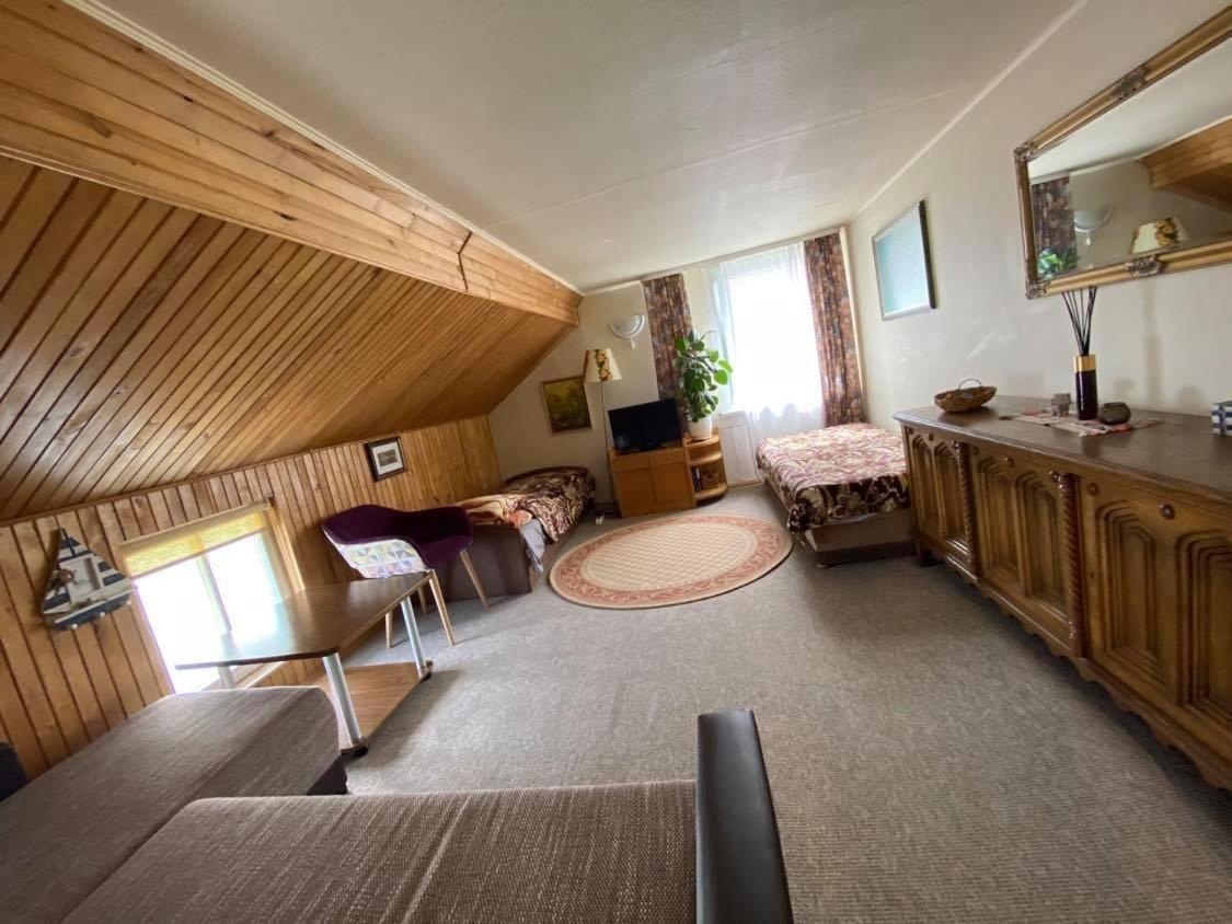 Butas Prie Mariu Apartamento Juodkrantė Exterior foto